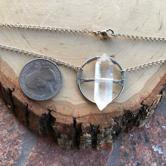 Crystal quartz necklace . Genuine Double point crystal quartz boho gem necklace - Picture 7 of 9